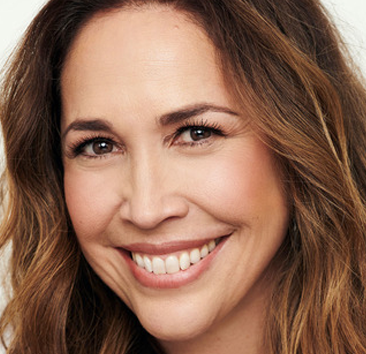 Andrea Burns
