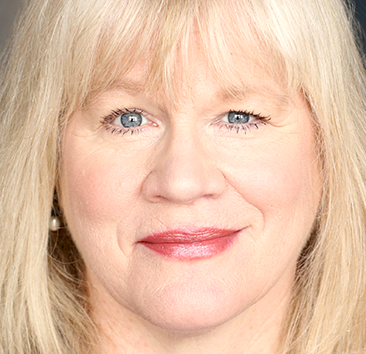 Nancy Voigts