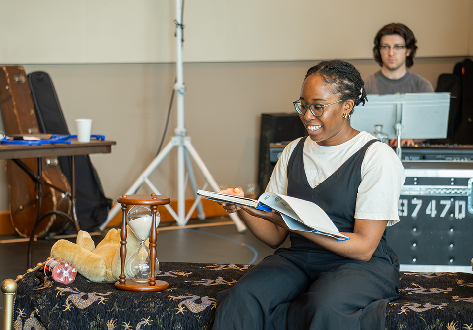The 2026 Chicago Shakespeare repertory cast rehearses THE WINTER'S TALE and MIDSUMMER NIGHT'S DREAM